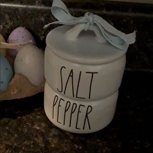 Rae Dunn salt and pepper